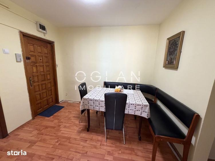 Apartament cu 3 camere decomandat în Vasile Aaron