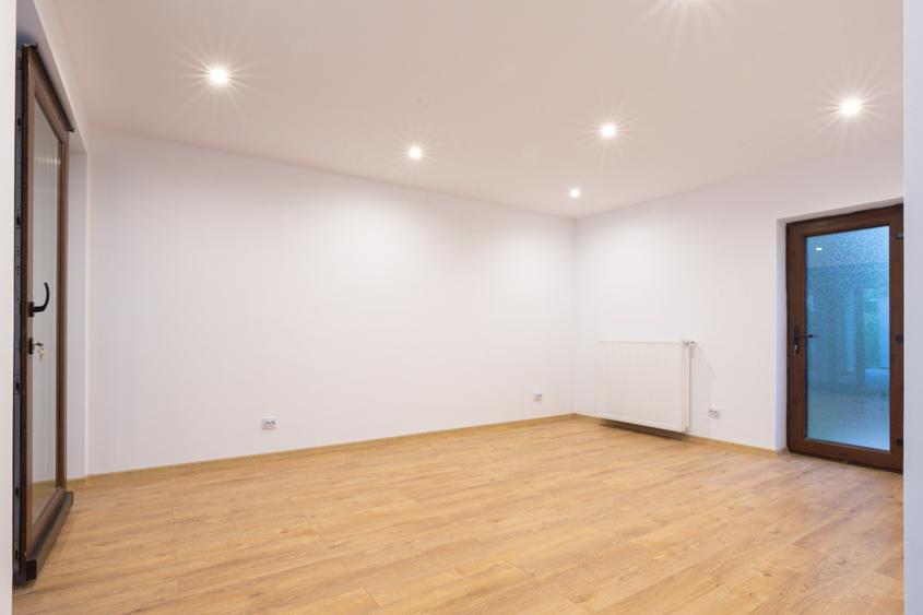 Duplex cu 3 camere cu Canalizare în Tunari
