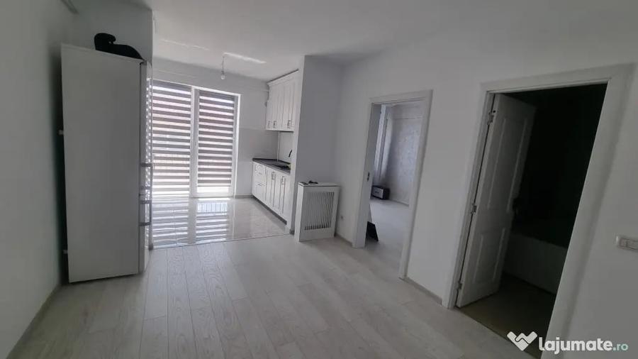 Vand apartament 2 camere central - 11