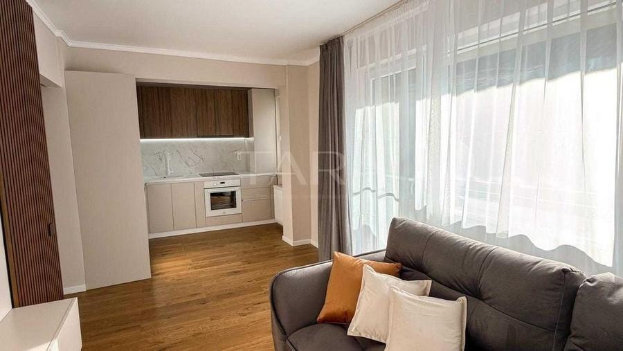 Apartament cu 2 camere decomandat, mobilat în Vest