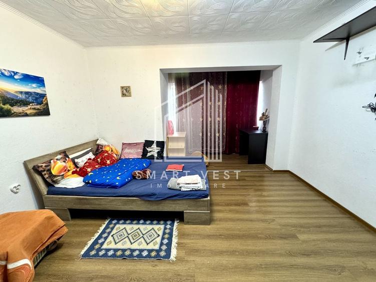 Apartament cu 2 camere semidecomandat în Botizului