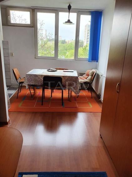 Garsonieră semidecomandată, mobilată în Gheorgheni