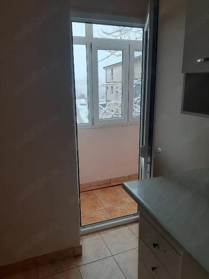 Garsonieră decomandată în Central