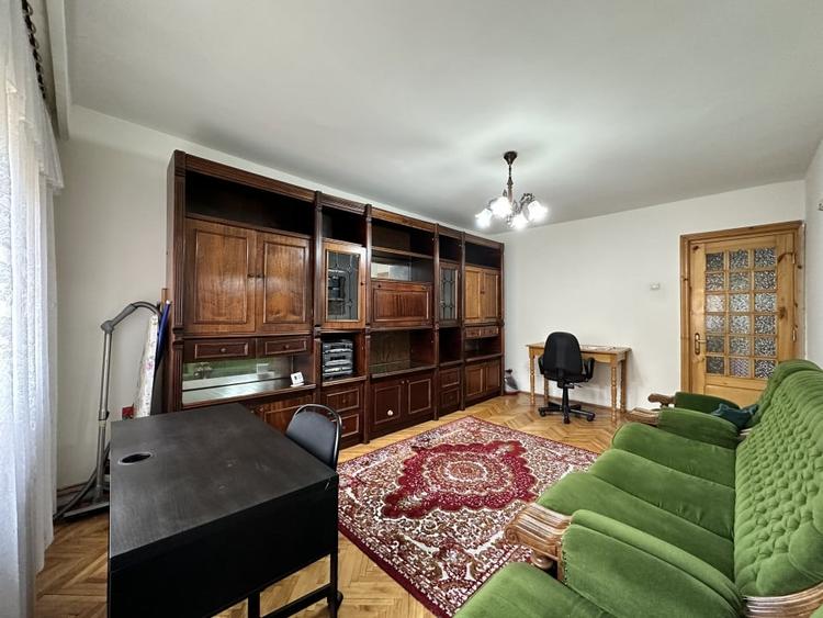 Apartament cu 2 camere decomandat, mobilat în Zorilor