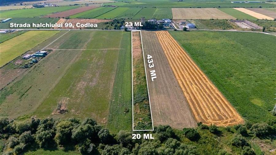 Teren Construcții intravilan de 10000 mp, în Periferie
