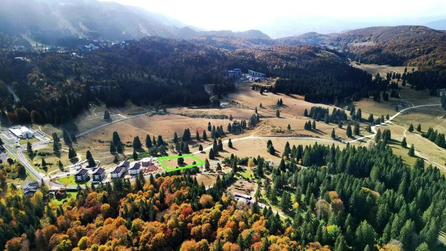 Teren Construcții intravilan de 5085 mp, în Poiana Brașov