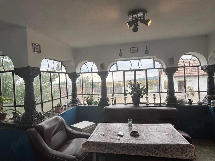 Casă cu 3 camere cu Teren 3221 Mp în Orlești