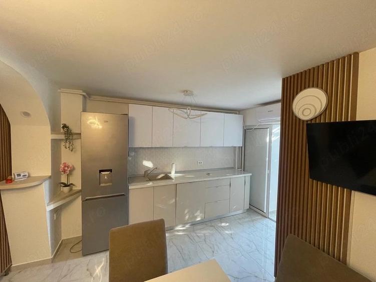 Apartament cu 2 camere decomandat în Exterior Vest