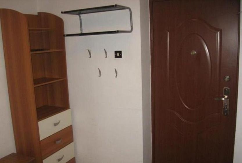 Garsonieră decomandată, mobilată în Crângași