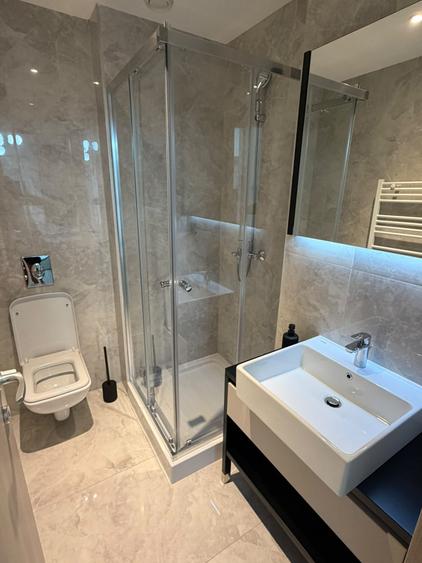 Apartament cu 3 camere decomandat, mobilat în Dudești