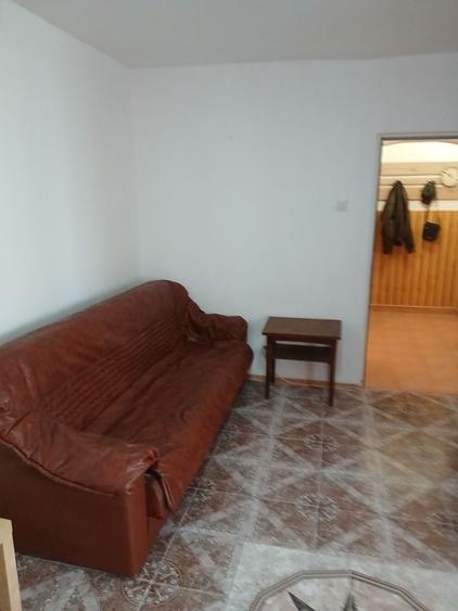 Apartament cu 2 camere decomandat în Exterior Vest