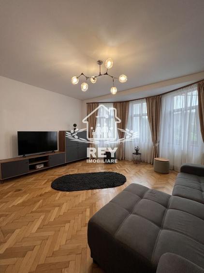 Apartament cu 2 camere decomandat în Central