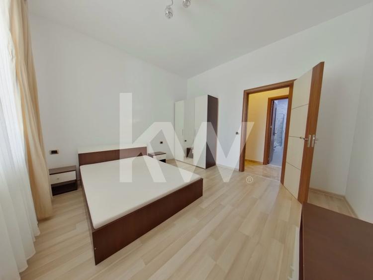 Apartament cu 3 camere decomandat, mobilat în Tractorul
