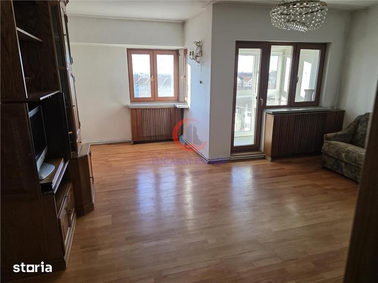 Apartament cu 4 camere decomandat în Dorobanților