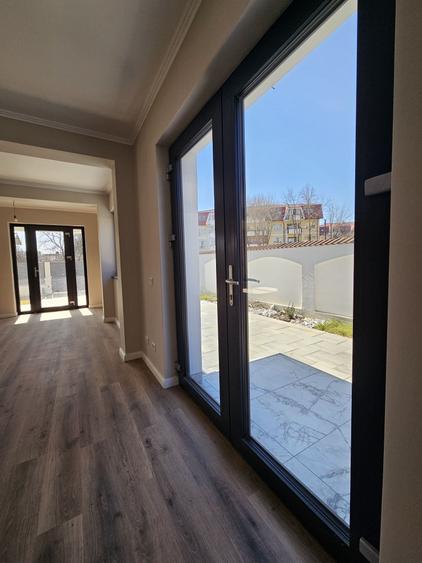 Spațiu comercial, de 120 mp, în Nord