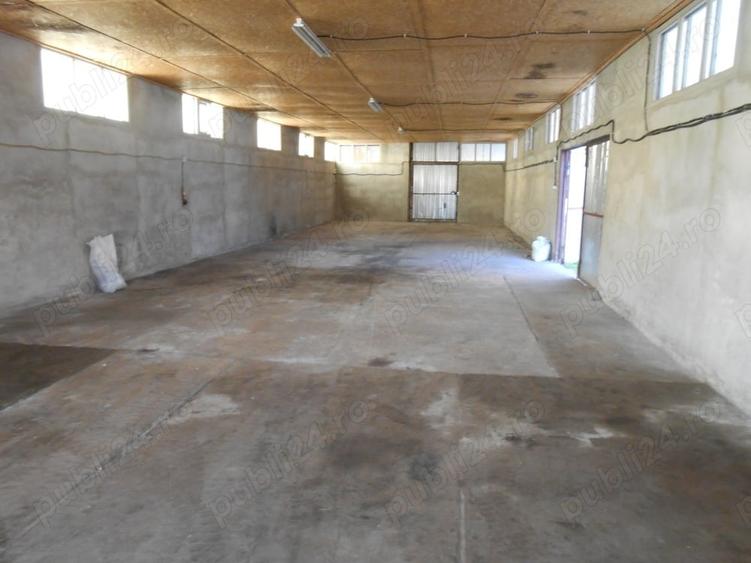 Spațiu comercial, de 250 mp, în Ineu