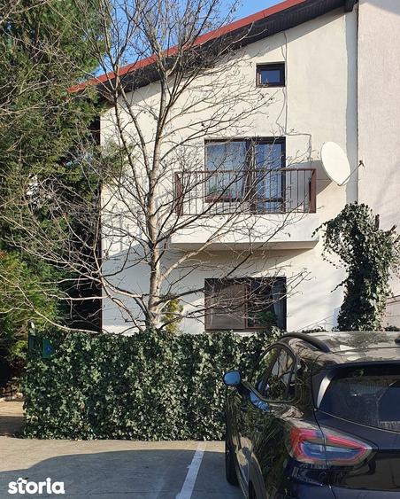 Casă cu 4 camere cu Teren 370 Mp în Băneasa