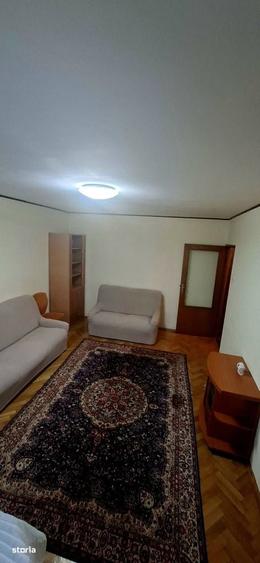 Apartament cu 2 camere decomandat în Eremia