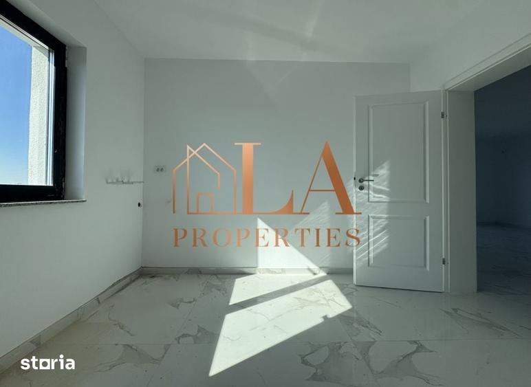 Casă cu 4 camere cu Teren 400 Mp în Clinceni