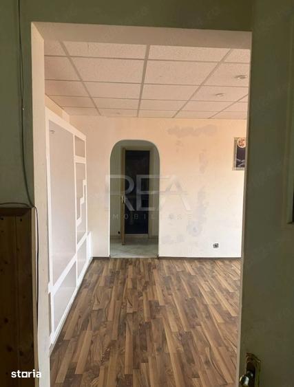 Apartament cu 3 camere în Giurgiului