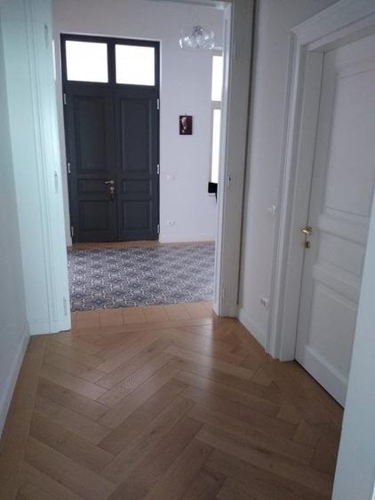 Birou, de 133 mp, în Central