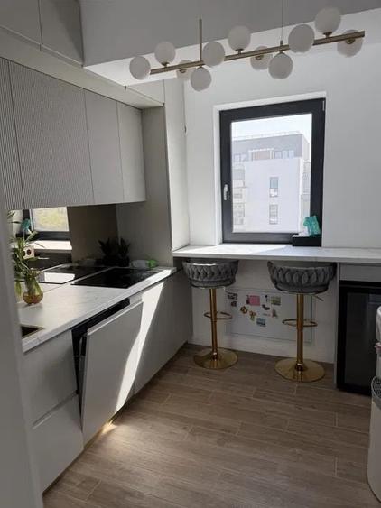 Apartament cu 2 camere decomandat în Drumul Taberei