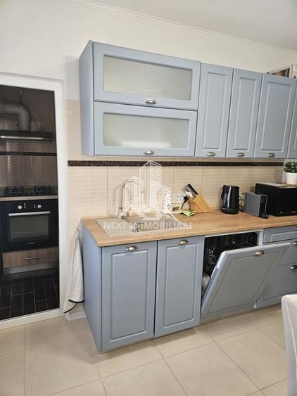 Apartament cu 3 camere decomandat în Faleza Nord