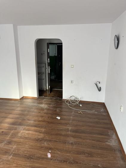 Garsonieră în Far