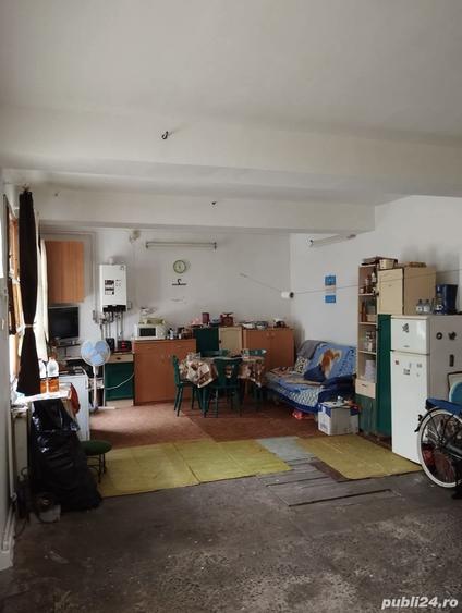 Casă cu 2 camere în Central