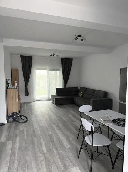 Casă cu 3 camere cu Teren 300 Mp în Urseni