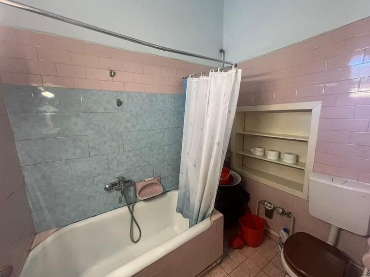 Apartament cu 2 camere - central - 9