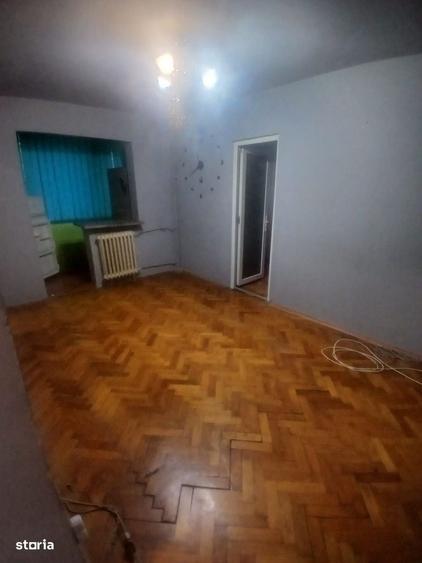 Apartament cu 3 camere în Dacia
