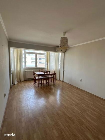 Apartament cu 3 camere în Tomis Nord