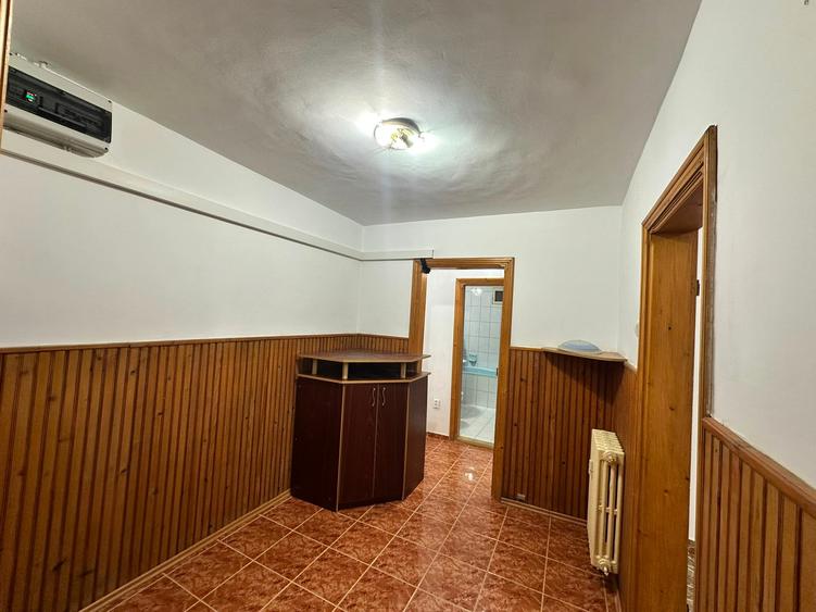 Apartament cu 2 camere decomandat în C5