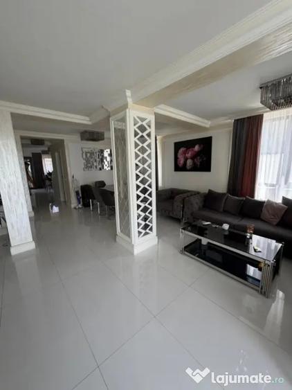 Casă cu 5 camere cu Teren 448 Mp în Brestei