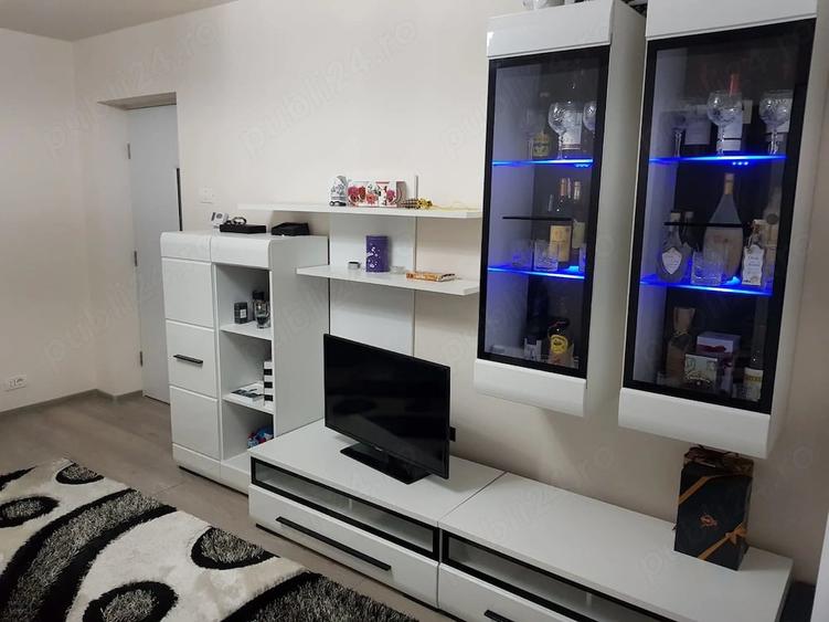 Apartament cu 3 camere semidecomandat în Fortuna