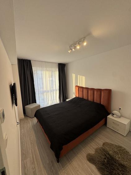 Apartament cu 2 camere decomandat în Exterior Vest