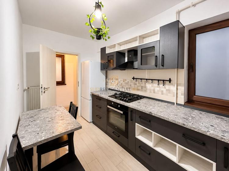 Apartament cu 2 camere semidecomandat, mobilat în Est