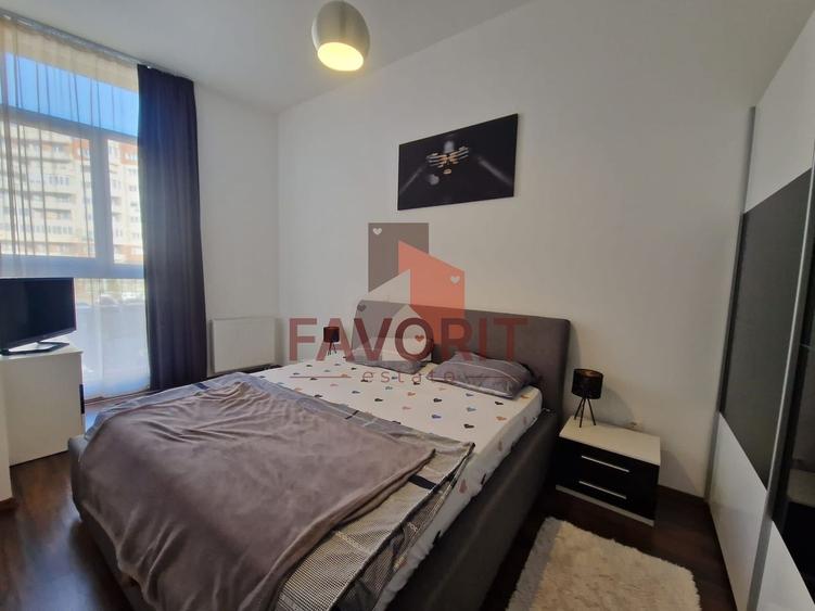 Apartament cu 2 camere semidecomandat, mobilat în Soarelui