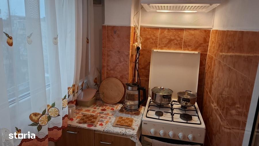 Apartament cu 2 camere semidecomandat în Sud