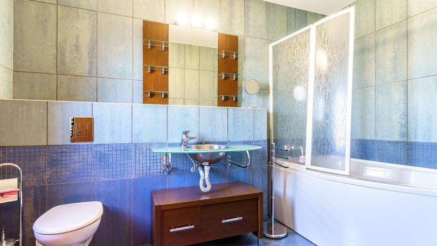 Casă individuală cu 5 camere cu Canalizare în Europa