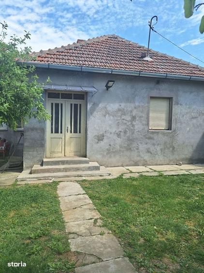 Casă cu 3 camere cu Teren 1440 Mp în Olari