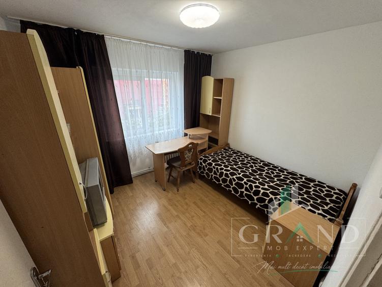 Apartament cu 4 camere decomandat, mobilat în Mănăștur