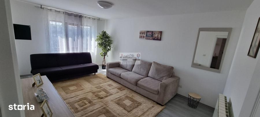 Apartament cu 3 camere decomandat, mobilat în Central