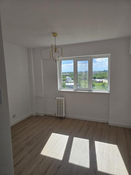 Apartament cu 2 camere decomandat în Exterior Vest