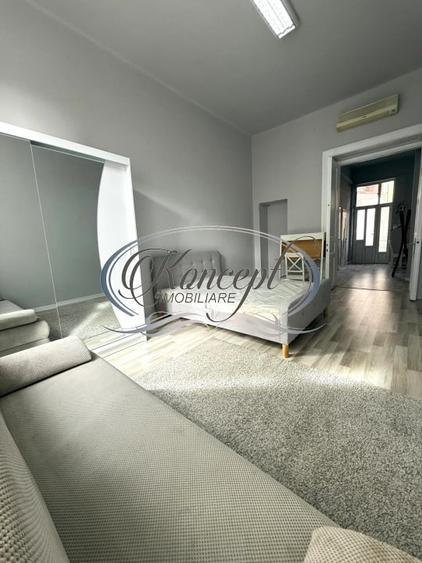 Apartament renovat in cladire monument pe str. Horea - 1