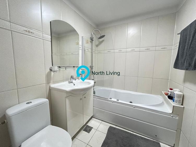 Apartament cu 3 camere decomandat în Decebal