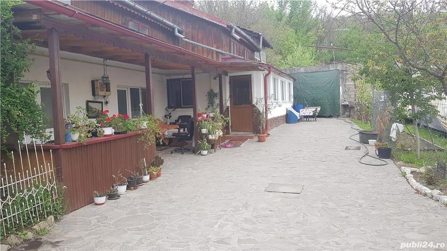 Teren de 1575 mp, în Podul de Fier
