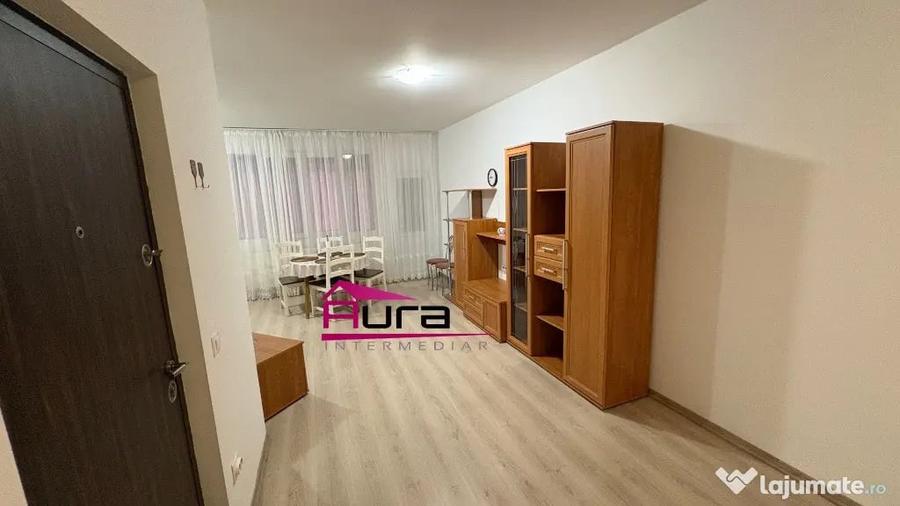 Apartament cu 3 camere decomandat în E3