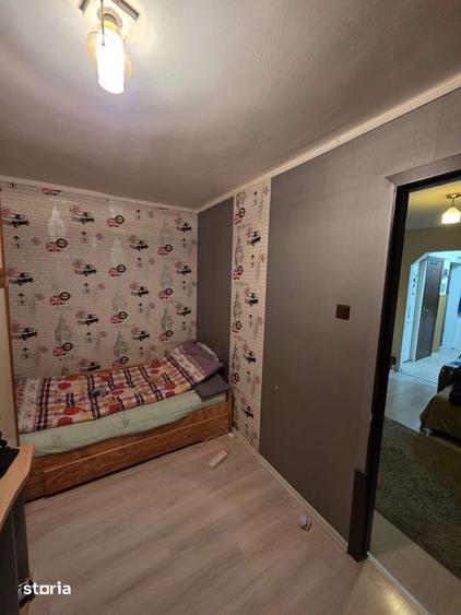 Apartament cu 2 camere semidecomandat în Mureșeni